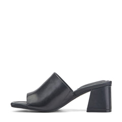 Rockport / Gracyn Slip-On Sandals
