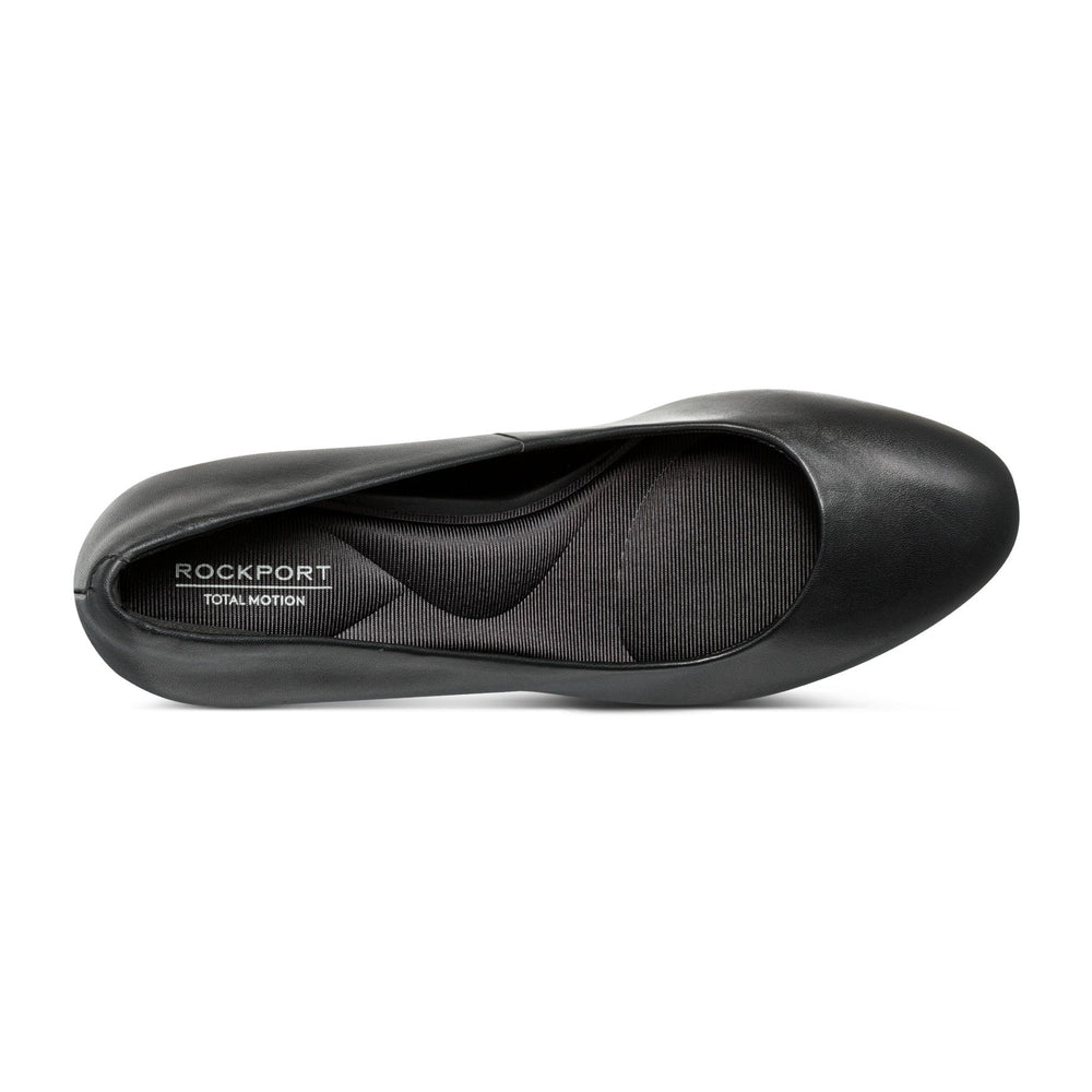 Rockport / Carmen Total Motion Platform Pumps